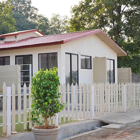Sparsh Resort & Chalet Kalamb  외부 사진